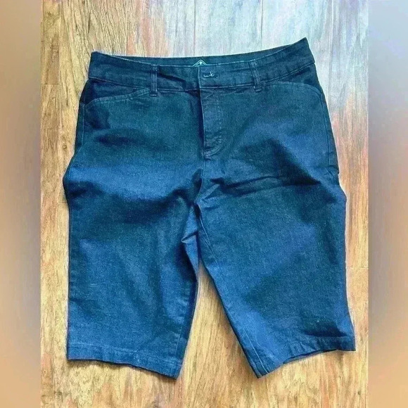 St. John's Bay Denim - St. John Bay Women’s Capris Size 10